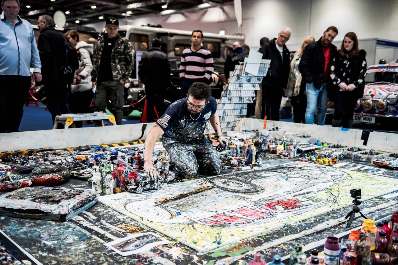 Heritage partners with artist Ian Cook of POPBANGCOLOUR